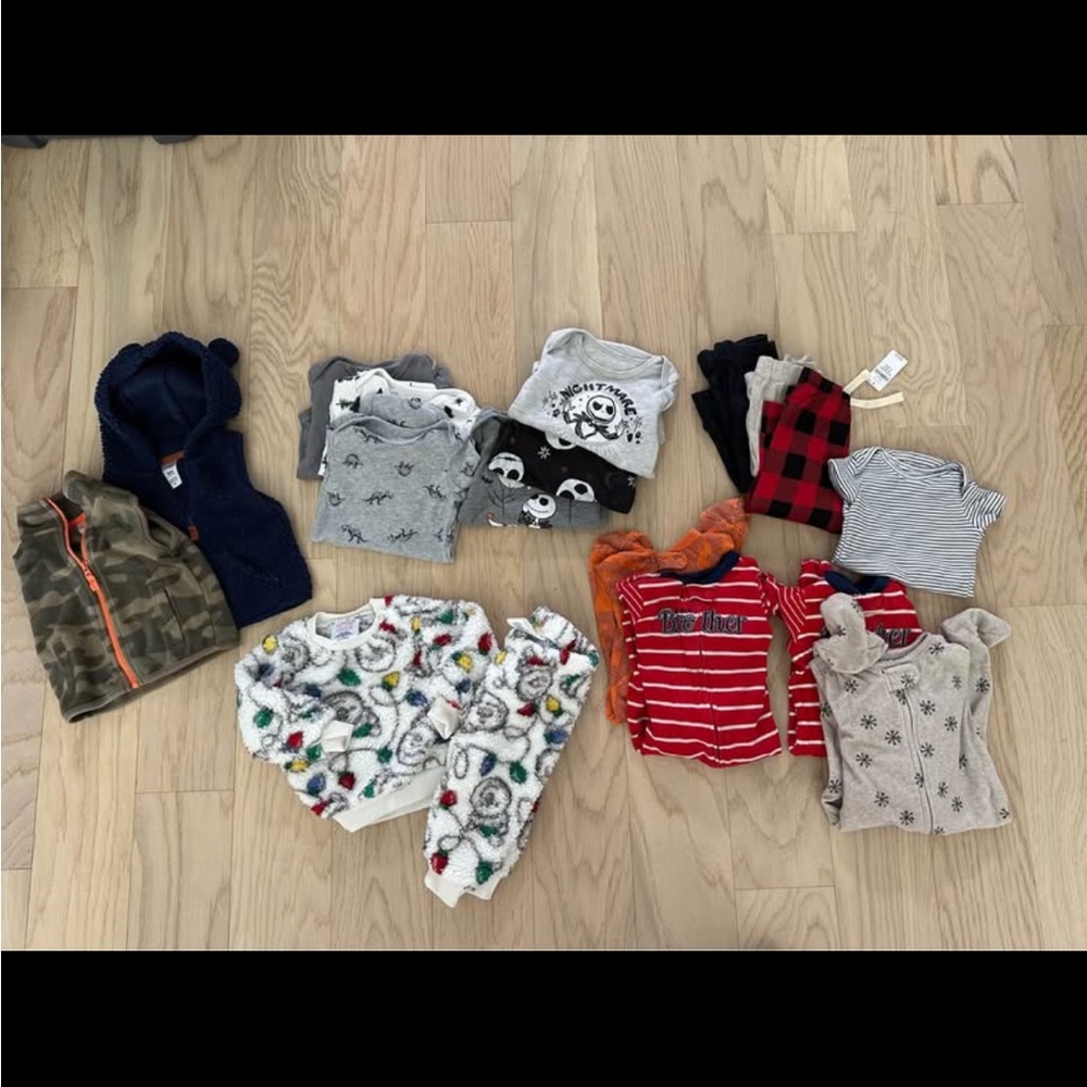 Lot of 18 clothing items- Baby boys Carters, Disney, GAP, Hudson shirts pajamas